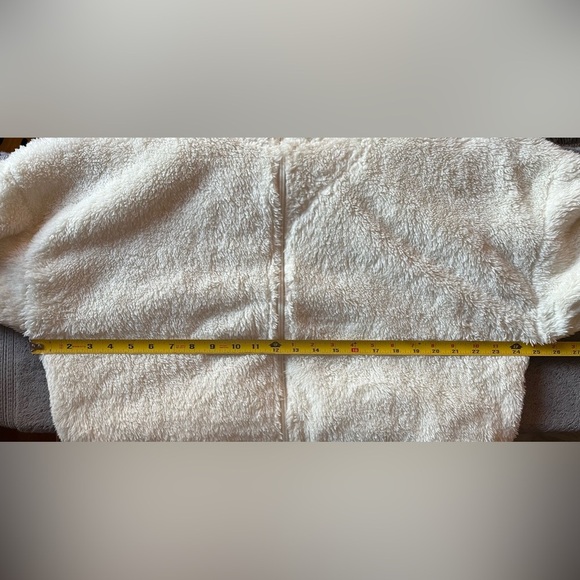 OFFLINE By Aerie Fluffy Sherpa Cropped Full Zip Sweatshirt Cool White Size XL - Picture 10 of 12